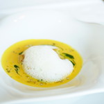 a 4 plats (￥5,108) 福岡県産 バターピーナッツ南瓜のポタージュ 栗のニョッキとともに