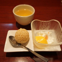 フーロン - ごま団子・マンゴープリン・杏仁豆腐