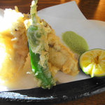 分上野藪 かねこ - 牡蠣の天ぷら