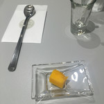 ICHIMAN - サービスのマンゴー、直営店自慢のマンゴーだそうです！美味しく新鮮！