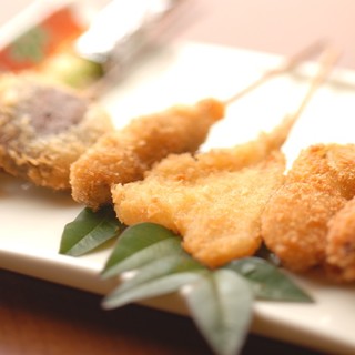 あっさりソースが決め手の串かつ