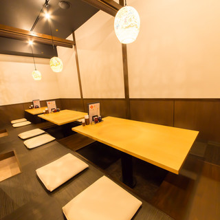 Tatami room, private room, table sofa, counter and 1 to large groups OK♪