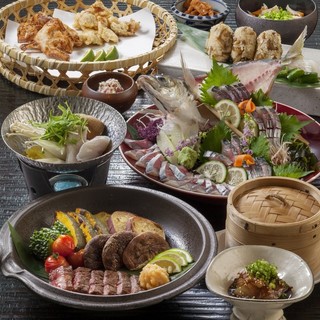 Enjoy seasonal ingredients! We also offer courses unique to our restaurant where you can enjoy Oita's specialties.