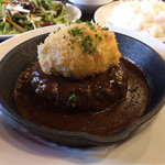 ビストロ HANEUMA - 馬肉のハンバーグ デミグラスソース 1000円。