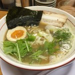 麺屋 一輝 - 魚介鶏白湯らーめん