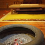 Dagashiya - 冬は火鉢を出してます。