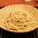 緒方 - 北海道産の十割蕎麦