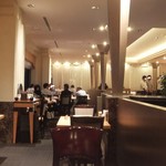 CIVIC スカイレストラン 椿山荘 - 店内