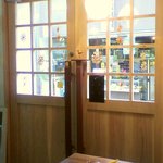 まぃまぃ堂 - お会計時ふと見るドアの向こう