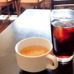 カフェレストラン　ガリーン - スープとアイスコーヒー