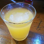 辛口カレーミヤジマ - セットに付くオレンジジュース