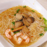 ティーヌン - トムヤムラーメン