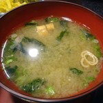 Daruma - 「海鮮たっぷり丼」味噌汁