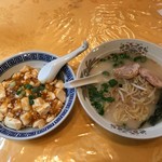 味宝楼 - 鶏白湯麺と麻婆豆腐丼のセット＠800円