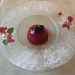 カーサ・デル・チーボ - ブルーベリーとヨーグルトのムース レモンのジュレ添え