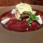 トラットリア イル レガーロ - 抹茶のティラミス