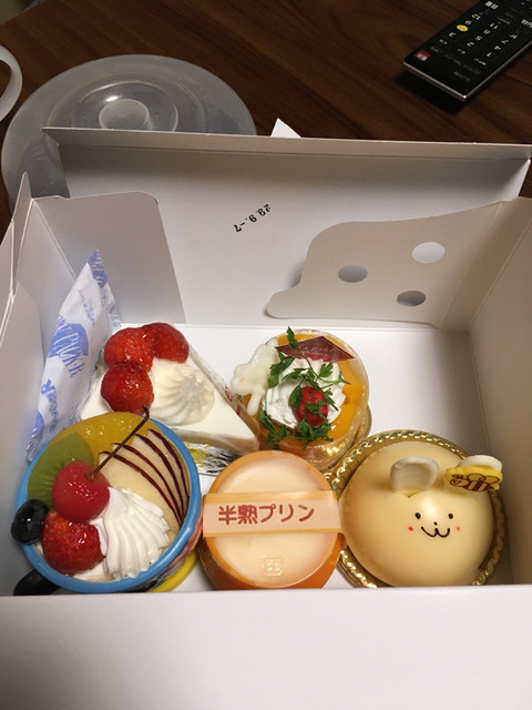ファレース 本店 住之江公園 ケーキ 食べログ