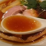 自家製麺 うろた - スープ。リフト(^-^)/