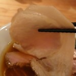 自家製麺 うろた - ロースチャーシュー。リフト(^-^)/