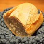 Aux delices de dodine - 本日のランチ 1000円 のパン