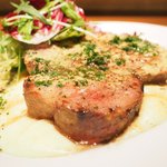 Aux delices de dodine - 本日のランチ 1000円 の豚ロースのロースト ～粒マスタードソース～