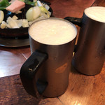 成吉思汗だるま 本店 - ジョッキからキンキンビール