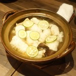 料理屋 壱 - 鱧とキノコのスダチ鍋