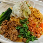 usaco noodles - 汁なし担々麺 900円