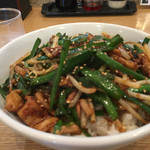 台湾料理 あじ仙 - ホルモン丼 [大]