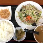 十八番 - 肉野菜炒め定食（850円）