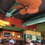 The Local @ HNL - 店内