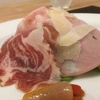 Osteria Tutto Sole - コッパ モルタデッラ グラナパダーノのサラダ