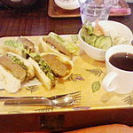 Uizu - ハンバーグサンド