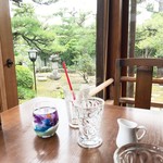 純喫茶リエール - 角の窓際席ＧＥＴ