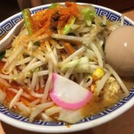 東京タンメン トナリ - 辛激タンメンアップ  野菜が多いので麺が見えない