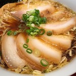 カドヤ食堂 - 中華そば(880円)＋New‼︎特選黒豚煮豚トッピング(1000円)