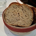 ブラッスリー・ヴィロン - ゴマと粟（？）のプチプチ感が楽しいセルクル