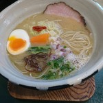 鶏白湯麺750円