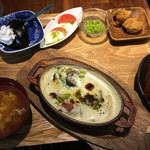 一歩一歩のカフェ食堂 - 煮込み鶏と野菜のグラタン  ＋おばんざいセット