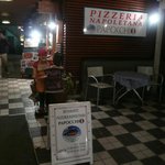 パポッキオ - お店 外観（夜）