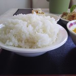 Taiwan Ryouri Shikikou - 不思議な形のご飯皿