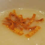 小皿中華 O-CHAI - 揚げワンタンのせ中華粥