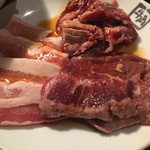 炭火焼肉酒家 牛角 - 