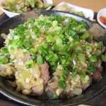 Kankokuyakinikunandaimon - この日の日替わり丼は塩ねぎタン丼でした。