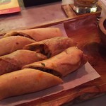 APERO BAR & LOUNGE - 1709_APER1709_APERO BAR & LOUNGE_Ves Spiring Roll＠50,000Rp(春巻きロール)O BAR & LOUNGE_