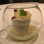 カーサ・デル・チーボ - 岩舘りんご園さんの『夏みどり』のスプーマとマスカルポーネ