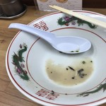 豚骨らーめん 魂龍 - あの骨粉は見当たらなかった。