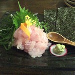 呑み喰い処 一久 - シャッコのたたき