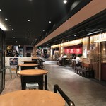 BARIO - ワイキキ横丁のラーメンストリート。