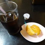 Tsukushi - 食後にアイスコーヒーとお菓子が♪